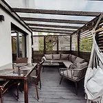 River House Jacuzzi Sauna * Шклярська Поремба