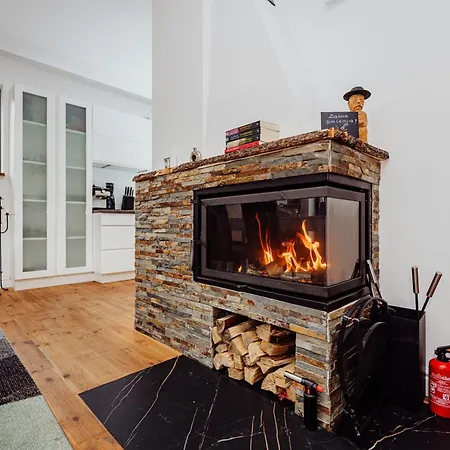 River House Jacuzzi Sauna Vakantiehuis