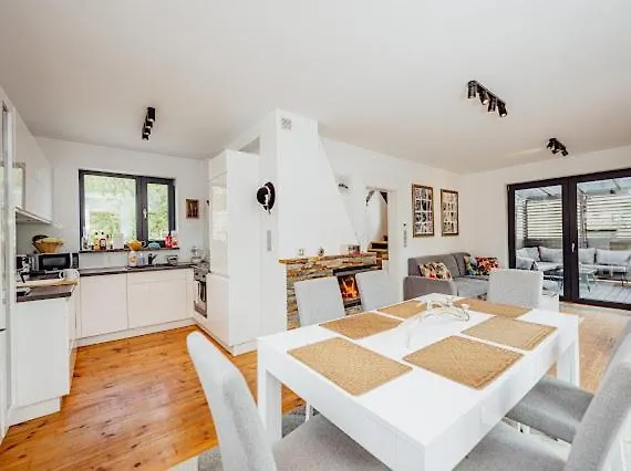 River House Jacuzzi Sauna Vakantiehuis