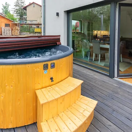 Prázdninový dům River House *